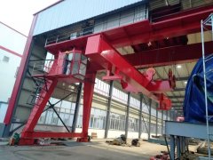 靖江市起重設備廠南通象嶼項目QC型電磁橋式起重機、MG型雙梁門式起重機順利完成安裝