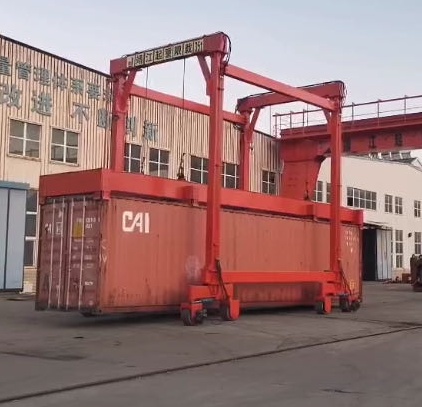 碼頭堆場用集裝箱跨運車的優點有哪些？